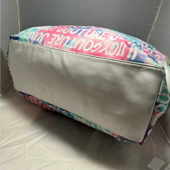 JUICY COUTURE WEEKENDER BAG WHITE, MULTICOLOR LOGO DUFFLE BAG - Picture 4 of 11